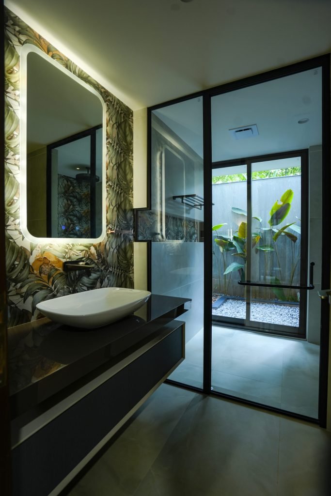 Aluminum Windows and Doors